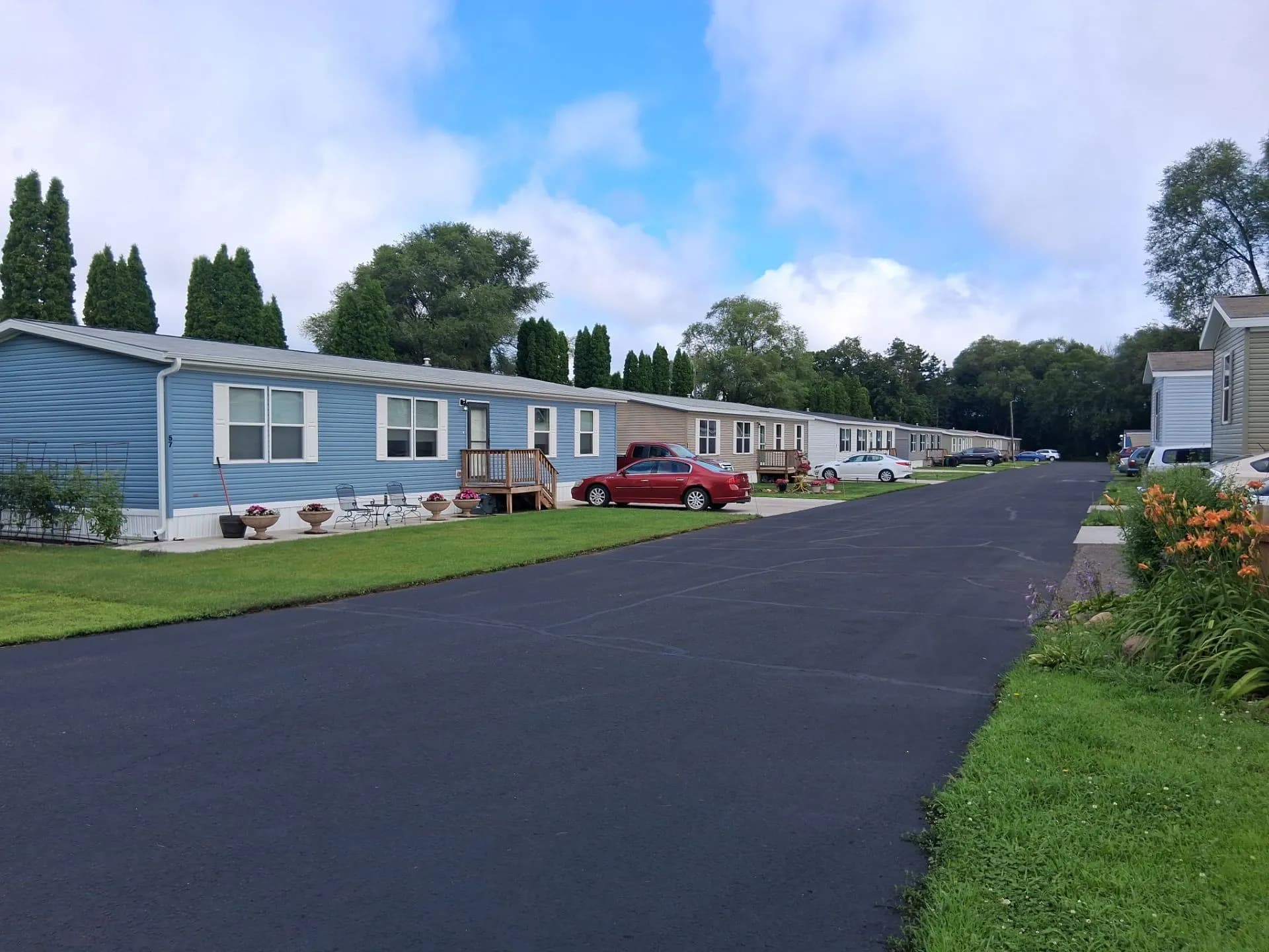 Cherokee Mobile Village MHC - Manufactured housing community in NM