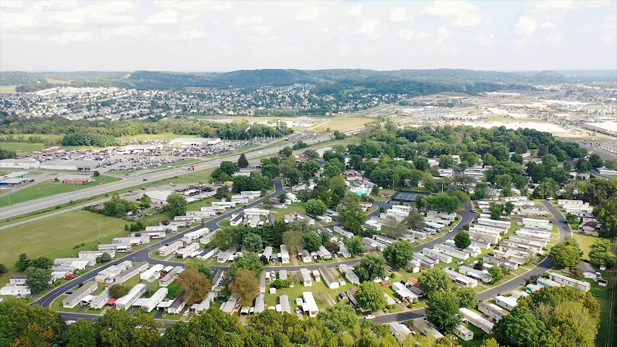 Colonial Estates - Manufactured housing community in OH